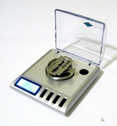 AWS Gemini-20 Digital Milligram Scale - Weighing Tray Tared and Blade