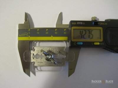 DE Razor Blade Length Measurements