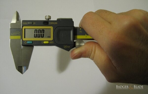 iGAGING OriginCal 0--6 in. Absolute Origin IP54 Digital Caliper - Zero Readout