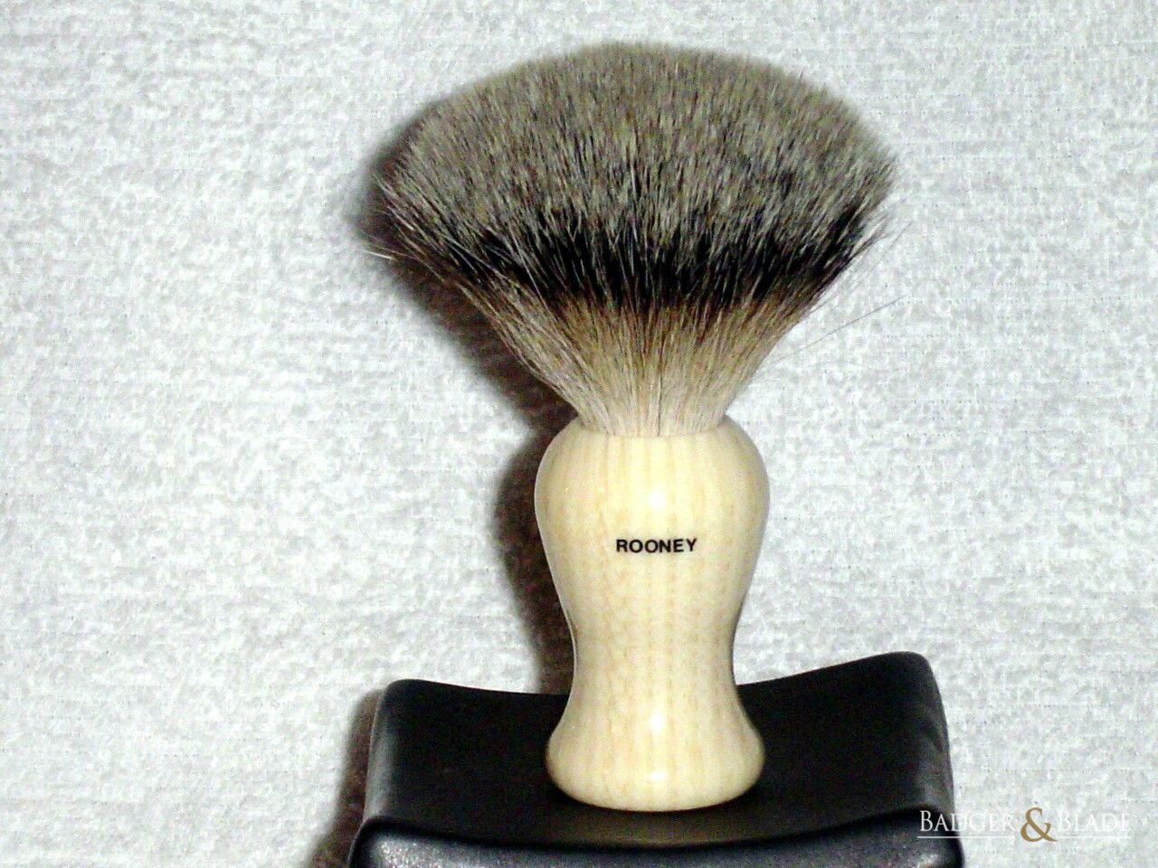Rooney Small, Style 2 Genuine Silvertip